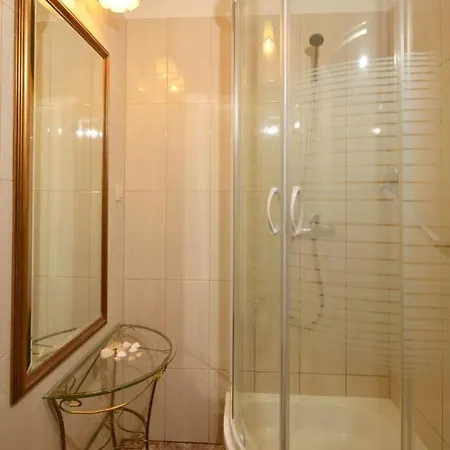 منزل للإقامة Helena Goscinne