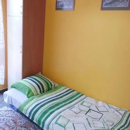 Helena Goscinne منزل للإقامة